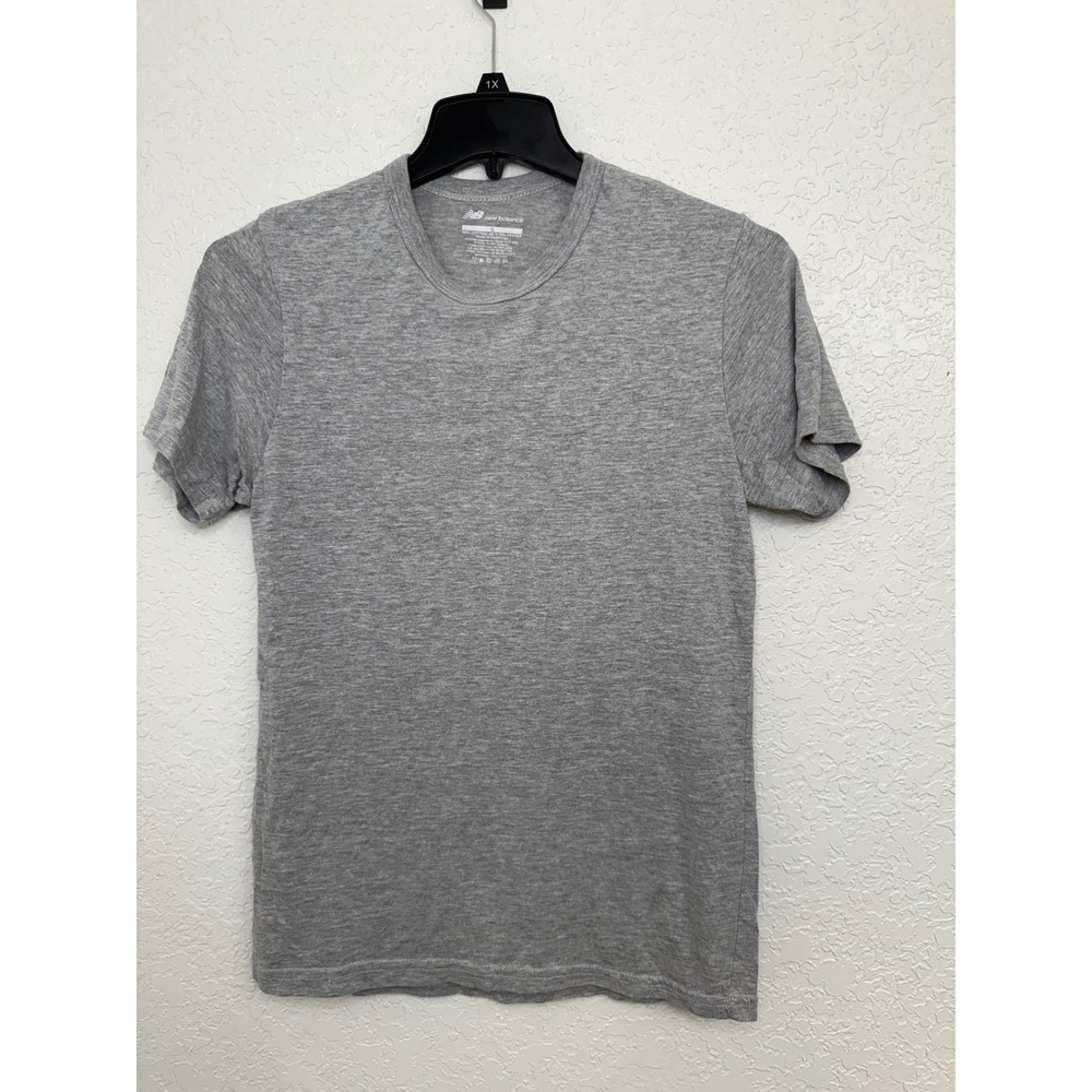 New Balance Gray Crew Neck Short Sleeve Training T‎ Shirt Womens